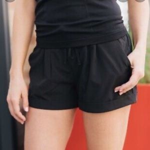 Zyia Black Summer Shorts XL NWT